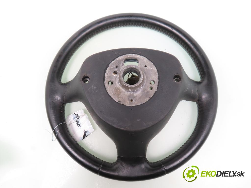 VW BORA (1J2) SEDAN 2001 85,00 2 - AZJ 1984,00 Volant 1J0419091AB ; 3B0880201AL (Volanty)