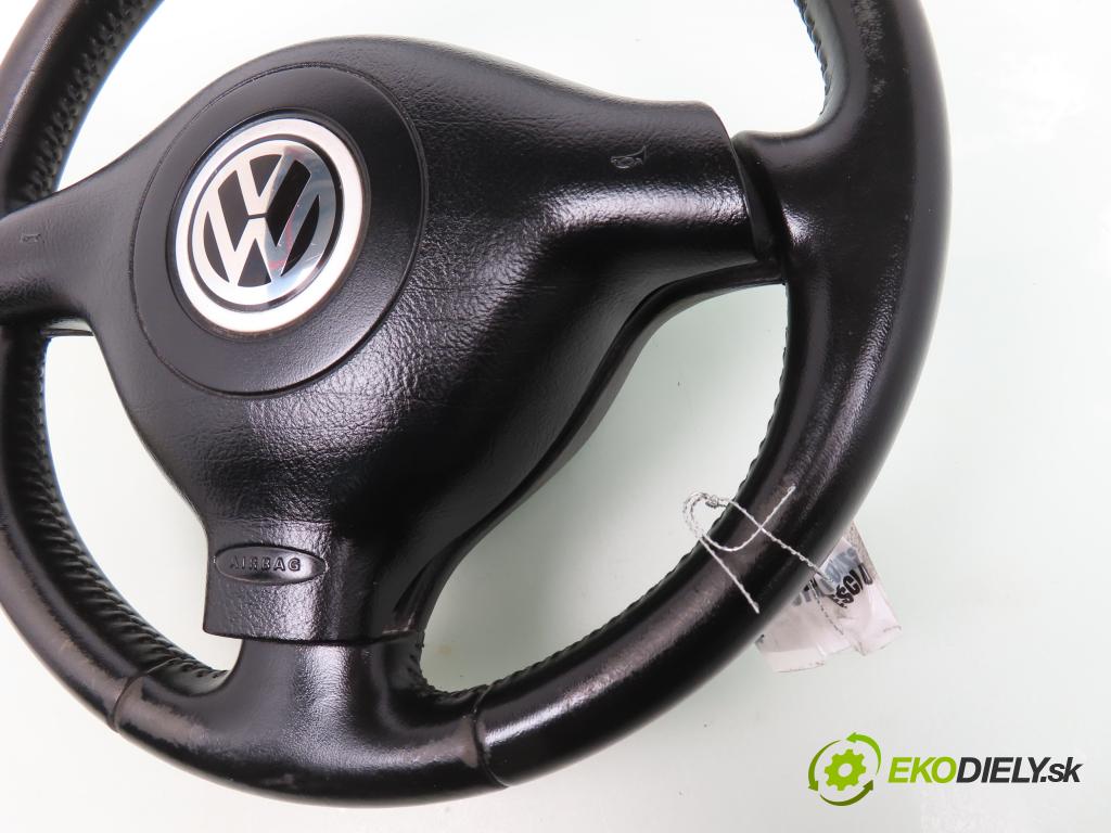 VW BORA (1J2) SEDAN 2001 85,00 2 - AZJ 1984,00 Volant 1J0419091AB ; 3B0880201AL (Volanty)