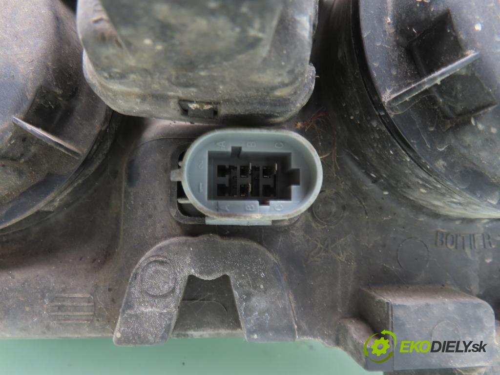 RENAULT SCENIC I (JA0/1_) MINIVAN 2002 75,00 1.9 dCi 102 - F9Q 732 1870,00 světlo PP 7700432097 ; 7701047600