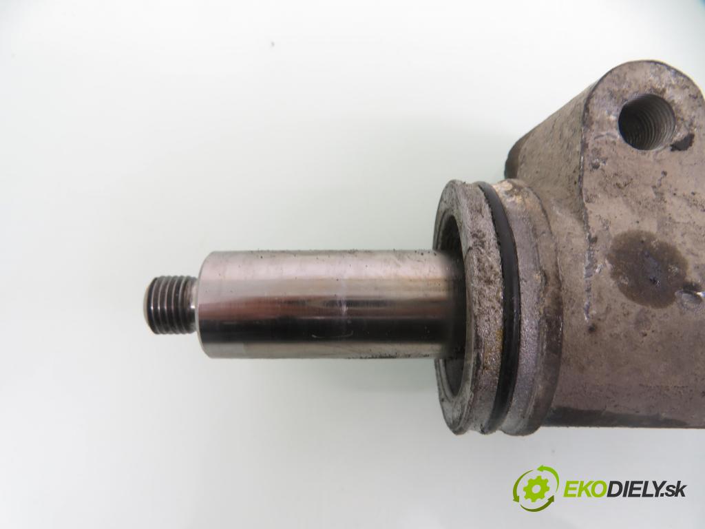 FIAT STILO (192_) HB 2003 76,00 1.6 16V 103 - 182 B6.000 1596,00 Riadenie bez servočerpadlo 37502408
