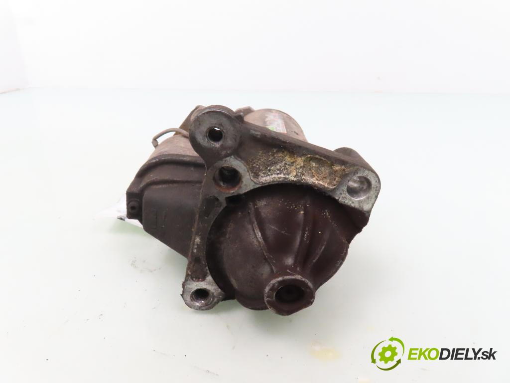 RENAULT SCENIC II (JM0/1_) MINIVAN 2004 88,00 1.9 DCI - F9Q 812 1870,00 startér D7R49 ; 8200331251 (Startér)