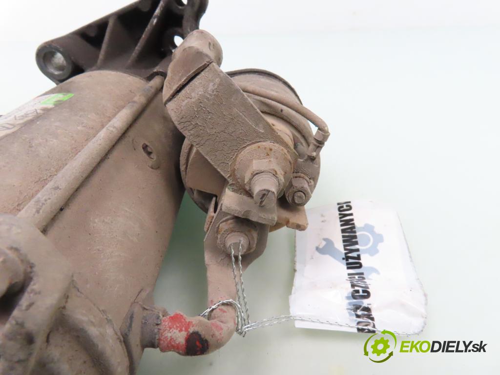 RENAULT SCENIC II (JM0/1_) MINIVAN 2004 88,00 1.9 DCI - F9Q 812 1870,00 startér D7R49 ; 8200331251 (Startér)