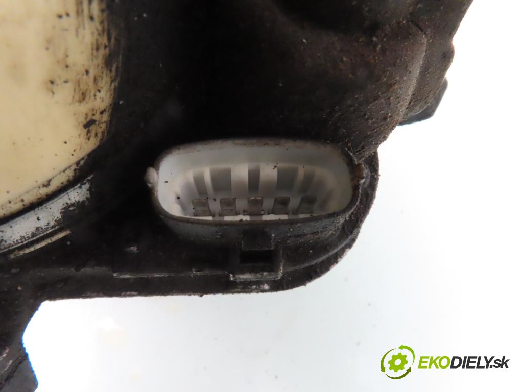 OPEL VECTRA C (Z02) LIFTBACK 2003 74,00 1.6 16V - Z 16 XE 1598,00 Pumpa servočerpadlo