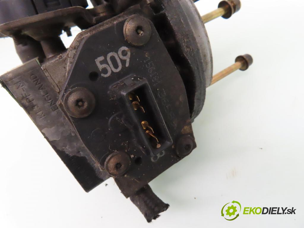 VW POLO (86C, 80) HB 1994 33,00 1.0 Cat - AAU 1043,00 Vstrek 0438201089 ; 0132008600 ; 343521568