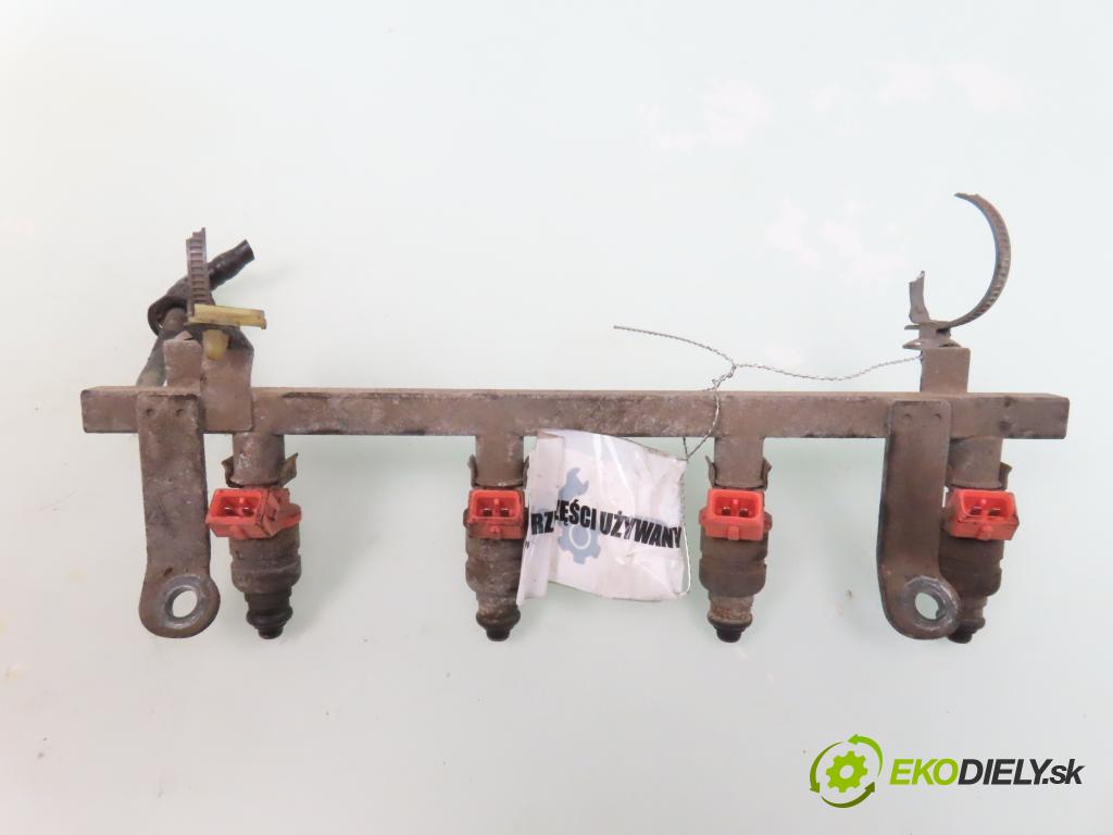 CHEVROLET AVEO / KALOS liftback (T200) HB 2004 53,00 1.2 - F12S3 1150,00 Lišta vstrekovacia 96518620 (Vstrekovacie lišty)