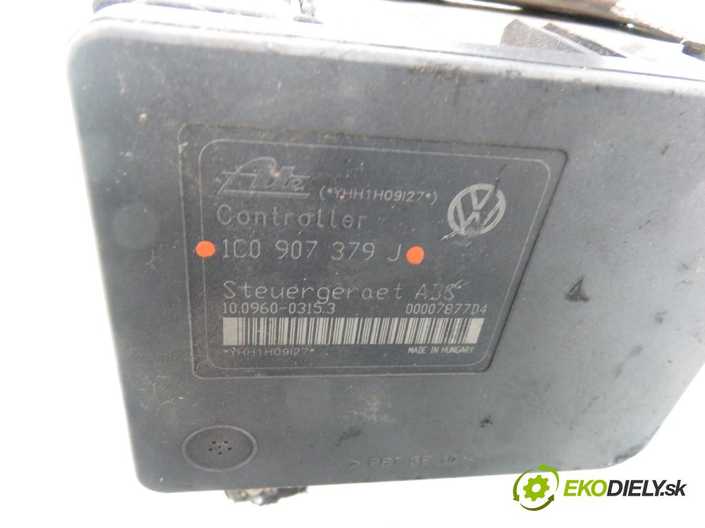 VW BORA (1J2) SEDAN 2001 85,00 2 - AZJ 1984,00 Pumpa ABS 1C0907379J ; 1J0614117F ; 10020600374 (Pumpy ABS)