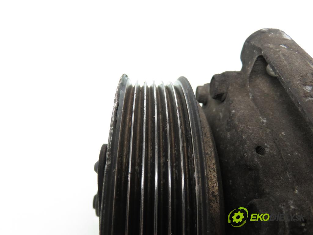 CITROEN C4 I (LC_) HB 2006 66,00 1.6 HDi - 9HX (DV6ATED4) 1560,00 KOMPRESOR: klimatizácie 9651910980 (Kompresory klimatizácie)