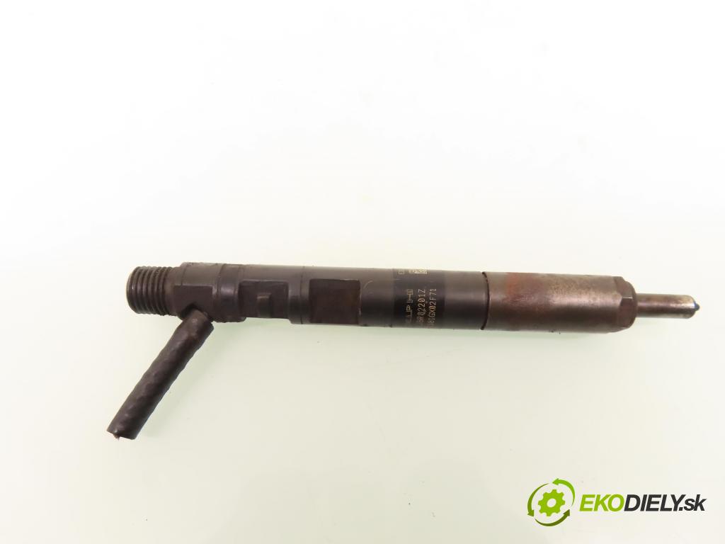 FORD FOCUS Turnier (DNW) KOMBI 2004 74,00 1.8 TDCi - FFDA 1753,00 vstrekovač EJBR02201Z ; 2T1Q9F593AA (Vstrekovače)