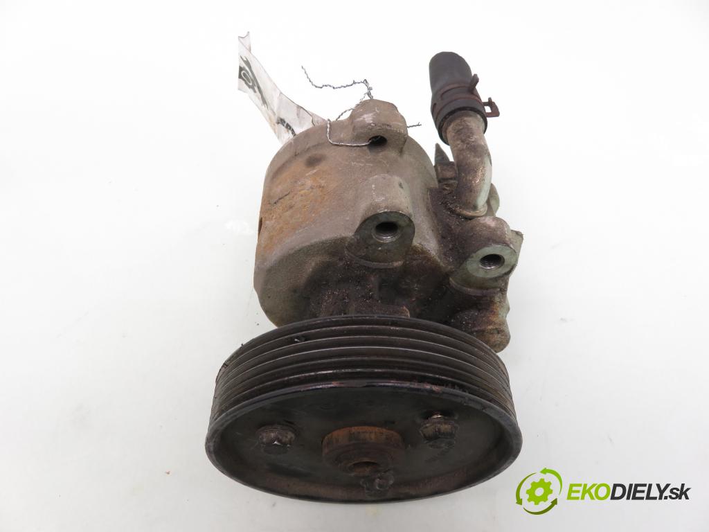 RENAULT SCENIC I (JA0/1_) MINIVAN 2001 47,00 1.9 D - F8Q 790 1870,00 Pumpa servočerpadlo 26058572 ; 7700417308 ; 7700415198 (Servočerpadlá, pumpy riadenia)
