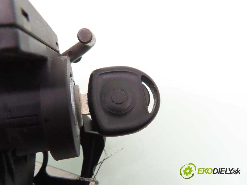 OPEL ASTRA G liftback (T98) HB 1999 60,00 2.0 DI - X 20 DTL 1995,00 spinačka 90589313 ; 90589389 (Spínacie skrinky a kľúče)