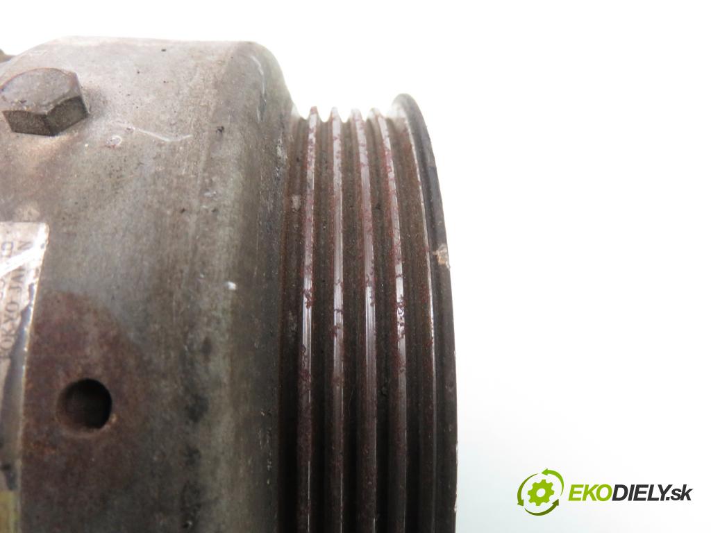 MITSUBISHI COLT V (CJ_, CP_) HB 1996 55,00 1.3 12V - 4G13 1299,00 KOMPRESOR: klimatizácie MSC90C ; AKC201A203A (Kompresory klimatizácie)