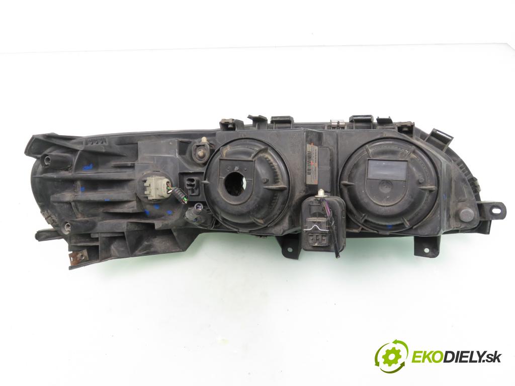 VOLVO S60 I (384) SEDAN 2001 132,00 2.0 T - B 5204 T5 1984,00 světlo LP 8662597 ; 89004606