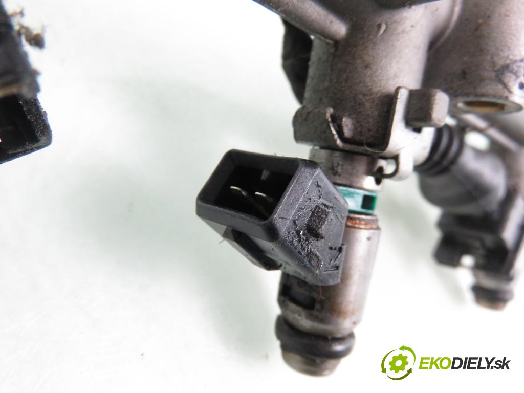 FIAT STILO (192_) HB 2003 76,00 1.6 16V 103 - 182 B6.000 1596,00 Lišta vstrekovacia CB168 (Vstrekovacie lišty)