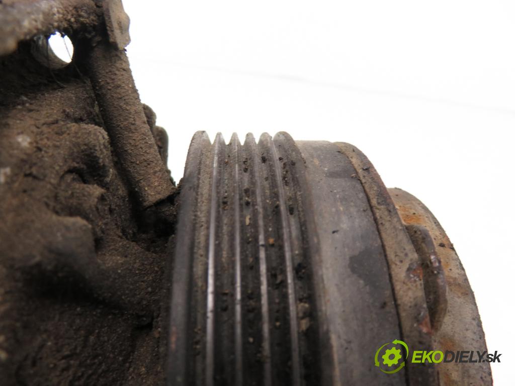 OPEL ZAFIRA A Nadwozie Wielkopojemne (MPV) (T98) MINIVAN 2001 74,00 1.6 16V - X 16 XEL 1598,00 KOMPRESOR: klimatizácie 4472208600 (Kompresory klimatizácie)