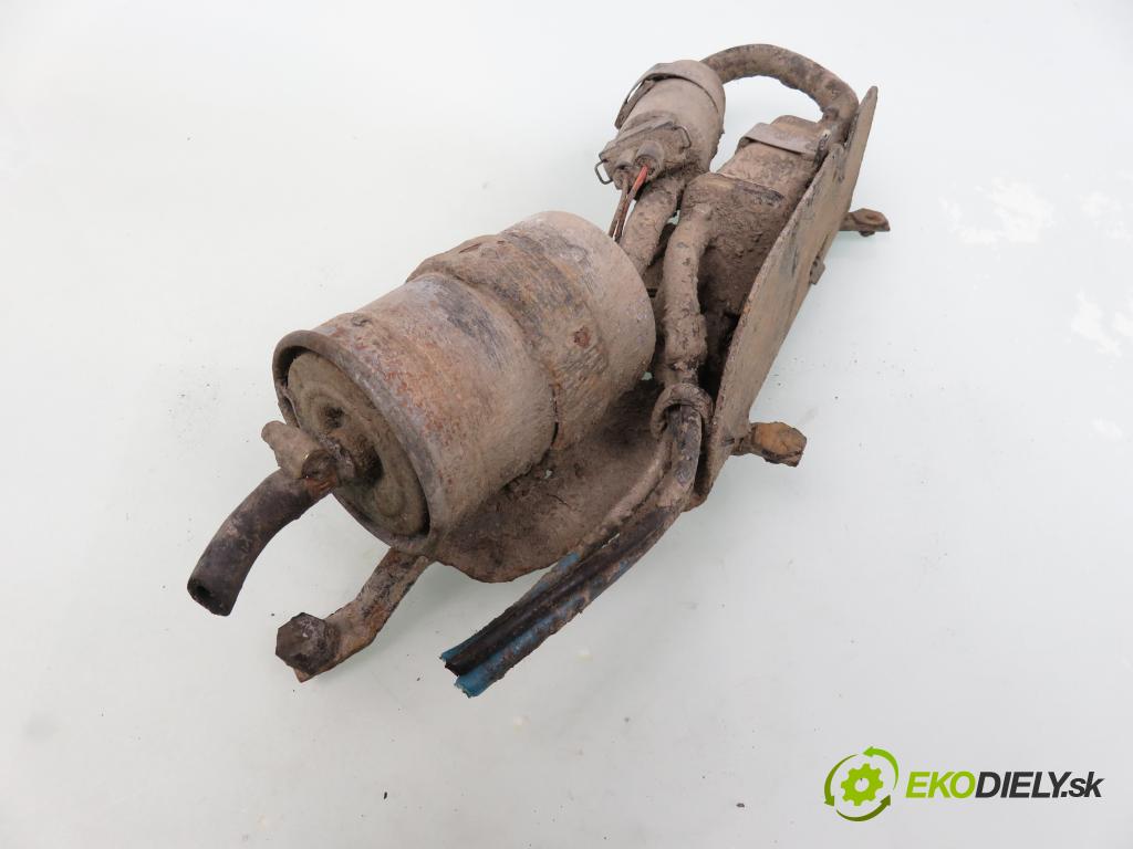 VW POLO (86C, 80) HB 1994 33,00 1.0 Cat - AAU 1043,00 pumpa paliva