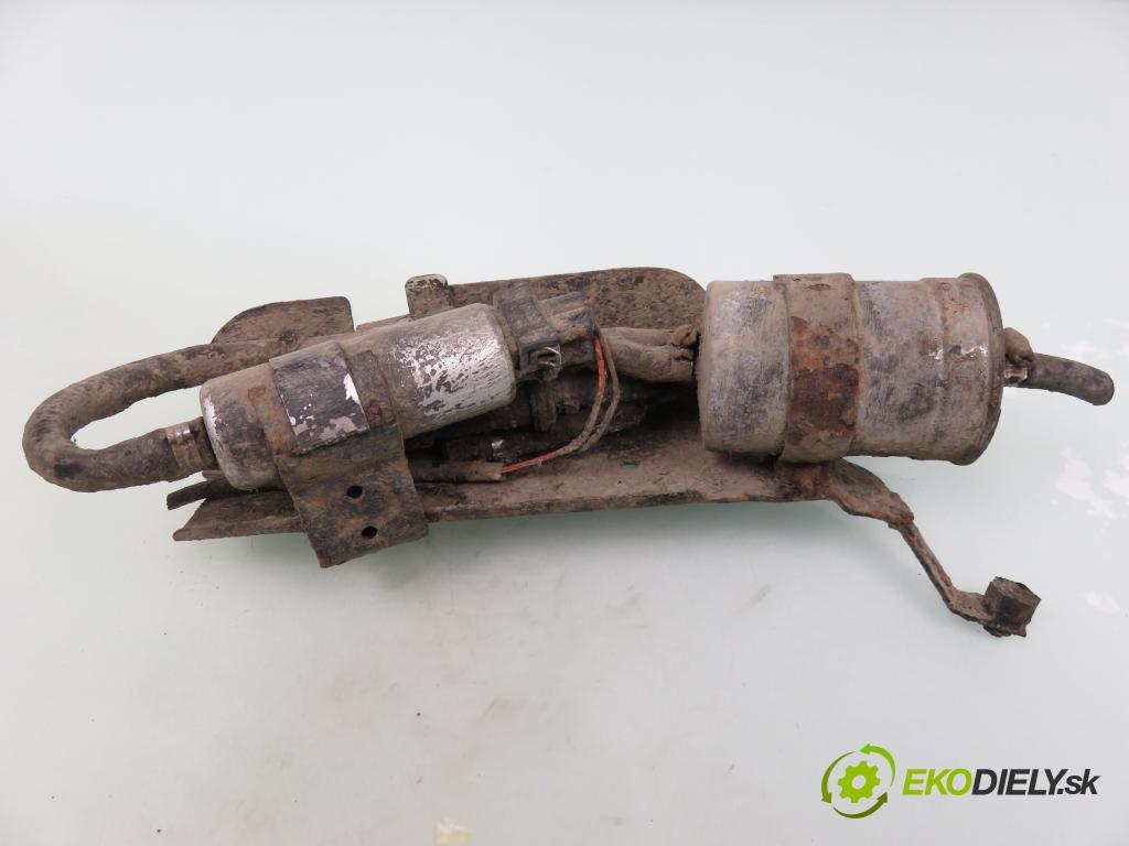 VW POLO (86C, 80) HB 1994 33,00 1.0 Cat - AAU 1043,00 pumpa paliva