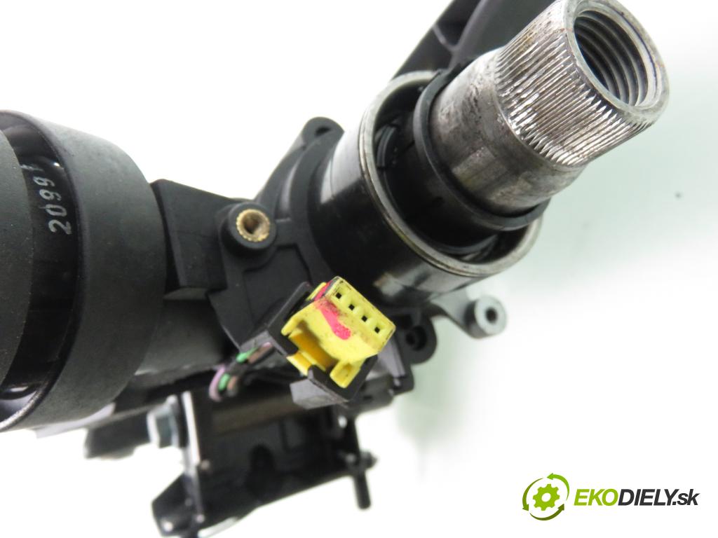 MERCEDES-BENZ KLASA A (W168) HB 1999 60,00 1.4 A 140 82 - M 166.940 1397,00 spinačka  (Spínacia skrinka a kľúč)