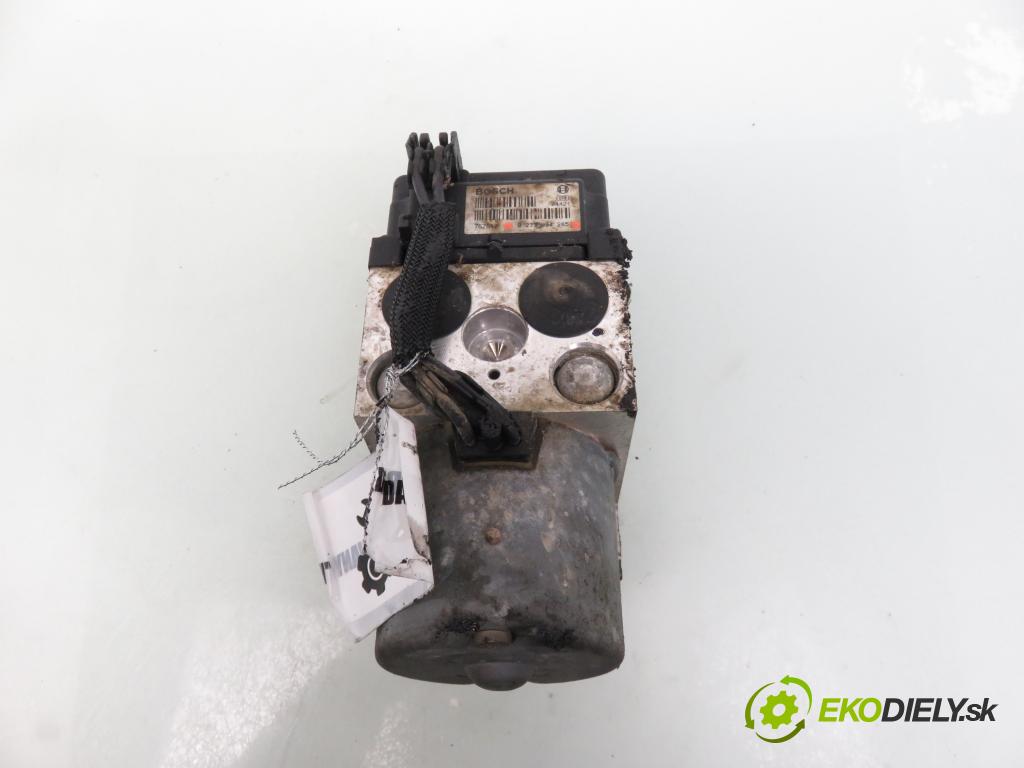 AUDI A6 Avant (4B5, C5) KOMBI 2000 121,00 2.4 - AML 2393,00 Pumpa ABS 0273004285 ; 0265220621 ; 3B0614111 (Pumpy ABS)