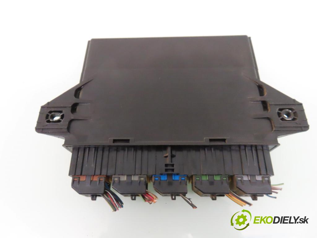 FORD FOCUS II Turnier (DA_, FFS, DS) KOMBI 2009 92,00 1.8 - Q7DA 1798,00 MODUL komfortu 8M5T19G481BE ; 5WK48779
