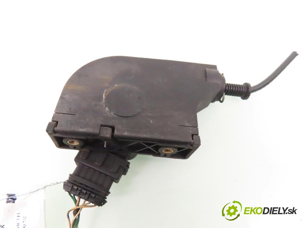 RENAULT SCENIC I (JA0/1_) MINIVAN 2000 75,00 1.9 dCi 102 - F9Q 732 1870,00 Potenciometer plynu 7700431918 (Pedále)