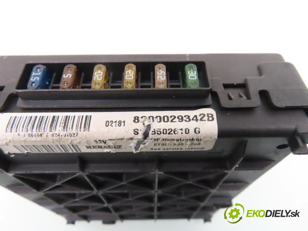 RENAULT SCENIC I (JA0/1_) MINIVAN 2000 75,00 1.9 dCi 102 - F9Q 732 1870,00 MODUL BSI 8200029342B ; S108502610G