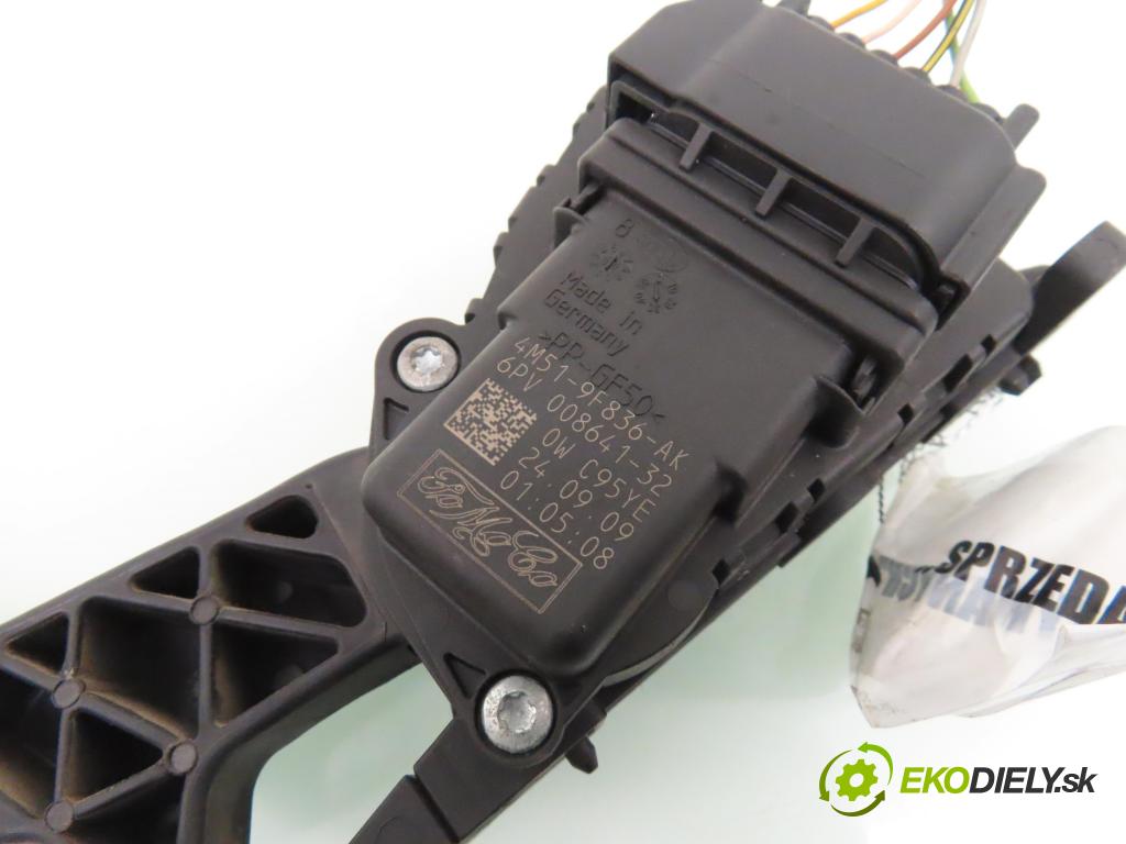 FORD FOCUS II Turnier (DA_, FFS, DS) KOMBI 2009 92,00 1.8 - Q7DA 1798,00 Potenciometer plynu 4M519F836AK ; 6PV00864132 (Pedále)