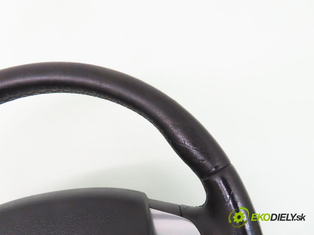 FORD FOCUS II Turnier (DA_, FFS, DS) KOMBI 2009 92,00 1.8 - Q7DA 1798,00 Volant 4M513600EL ; 4M51A042885DG ; 4M51A042B85DG (Volanty)