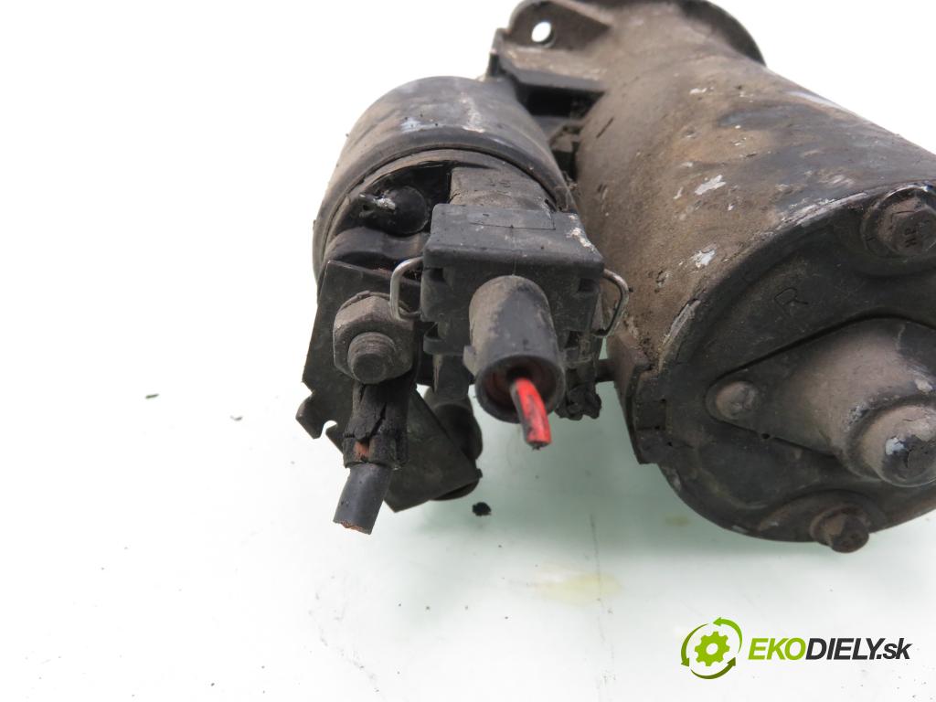 VW POLO (6N1) HB 1996 55,00 75 1.6 - AEA 1598,00 startér 0001107025 ; 036911023S (Startér)