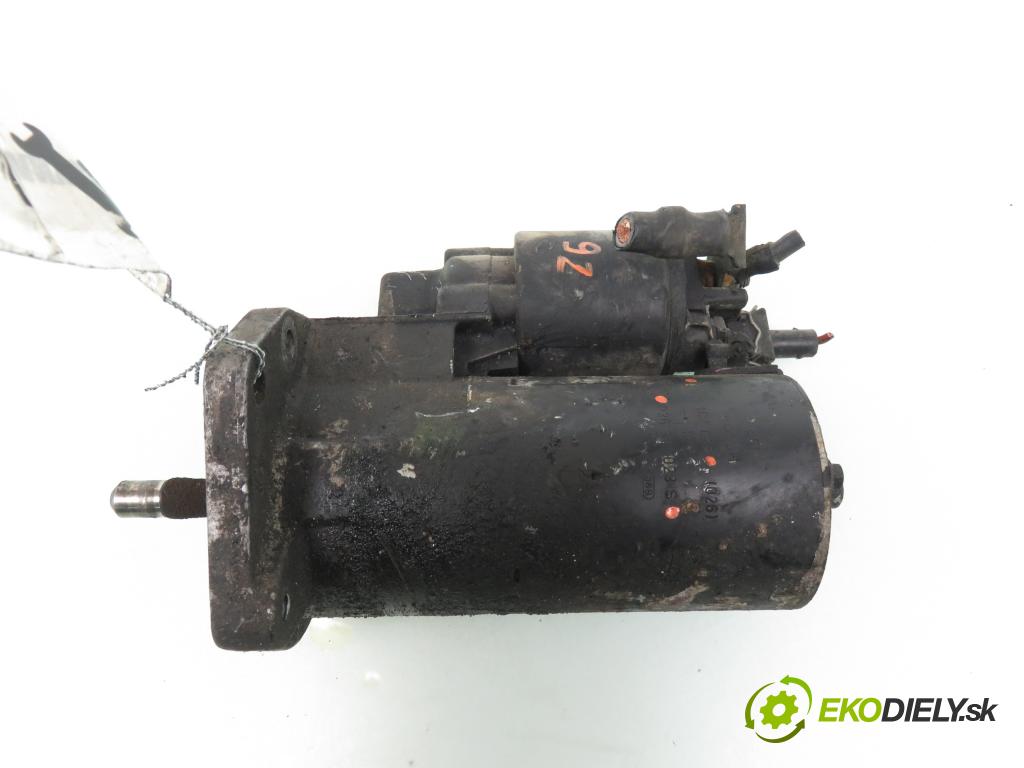 VW POLO (6N1) HB 1996 55,00 75 1.6 - AEA 1598,00 startér 0001107025 ; 036911023S (Startér)