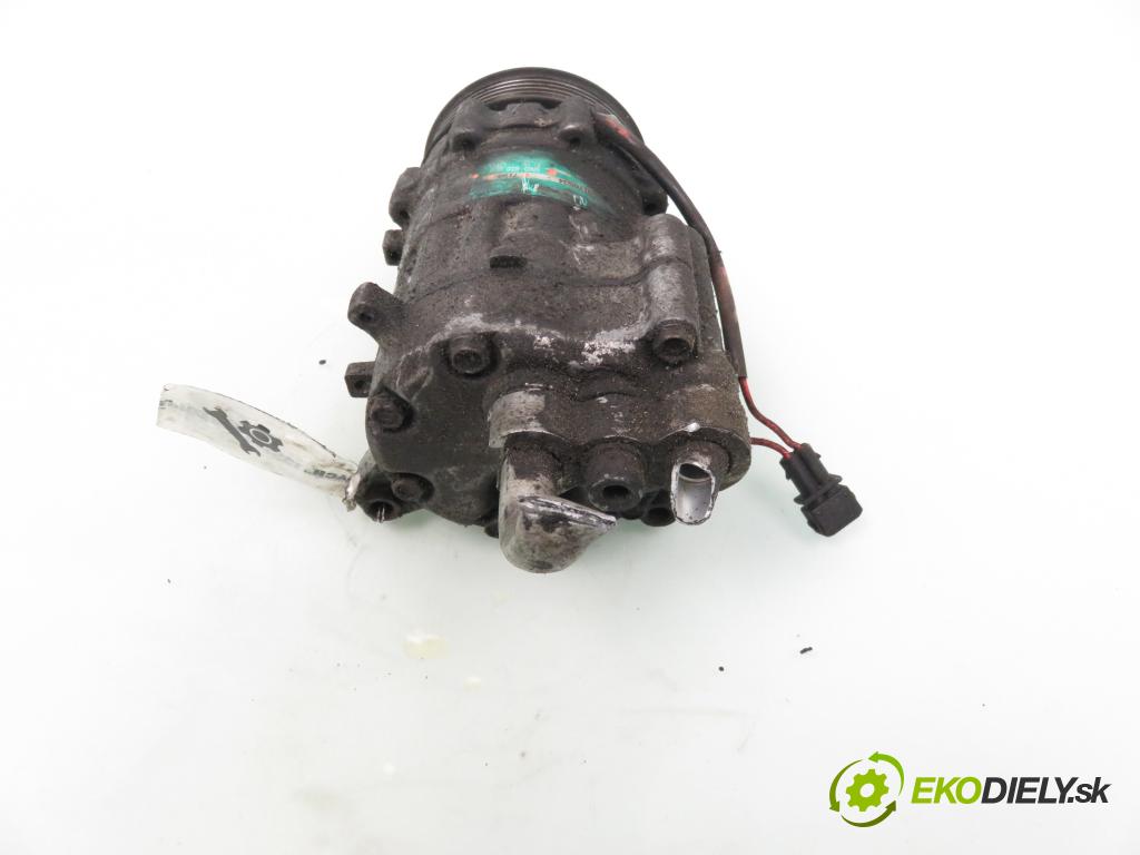 VW POLO (6N1) HB 1996 55,00 75 1.6 - AEA 1598,00 KOMPRESOR: klimatizácie 6N0820803A ; 7158 (Kompresor klimatizácie)