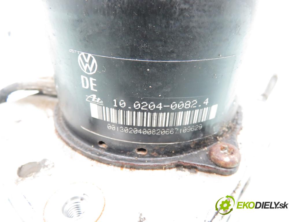 VW GOLF III (1H1) HB 1997 47,00 1.9 D 64 1896,00 pumpa ABS 10094603113 ; 3A0907379D ; 10020400824 (Pumpy brzdové)