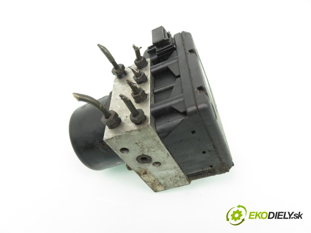VW GOLF III (1H1) HB 1997 47,00 1.9 D 64 1896,00 pumpa ABS 10094603113 ; 3A0907379D ; 10020400824 (Pumpy brzdové)