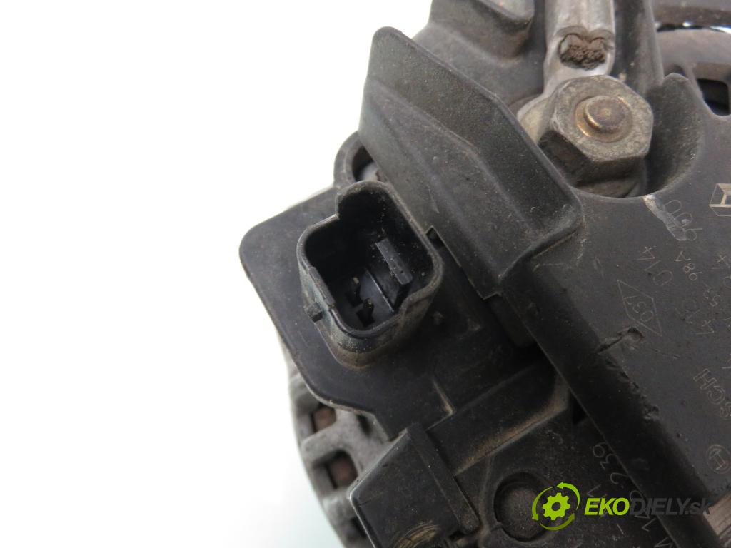 RENAULT SCENIC I (JA0/1_) MINIVAN 1999 70,00 1.4 16V (JA0D, JA1H, Ja0W, JA10) - K4J 714 1390,00 Alternátor 0124415014 ; 7700434900 (Alternátor)