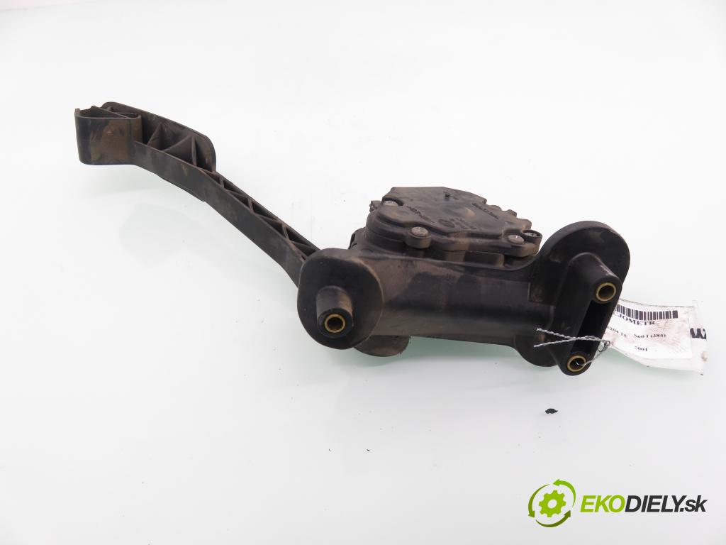 VOLVO S60 I (384) SEDAN 2001 132,00 2.0 T - B 5204 T5 1984,00 Potenciometer plynu 9496822 (Pedál)