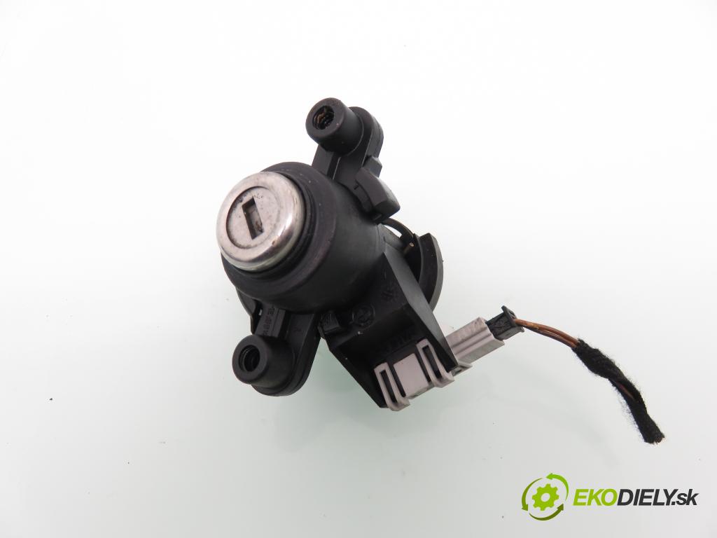 BMW 3 (E46) SEDAN 1999 77,00 316 i 105 - M43 B16 (164E3) 1596,00 spinačka / imobilizéra IMMO / Riadiaca jednotka DME1430940 ; 0261204420 ; 1094686