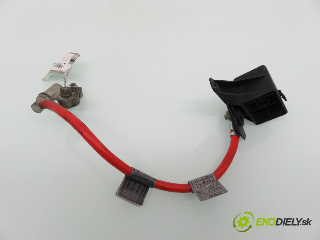 BMW 3 (E46) SEDAN 1999 77,00 316 i 105 - M43 B16 (164E3) 1596,00 svorka 8375990