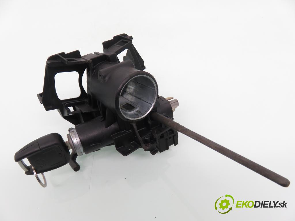 OPEL ASTRA G Kombi (T98) KOMBI 1999 74,00 1.6 16V 100 - X 16 XEL 1598,00 spinačka 90589313 ; 90589389 (Spínacia skrinka a kľúč)