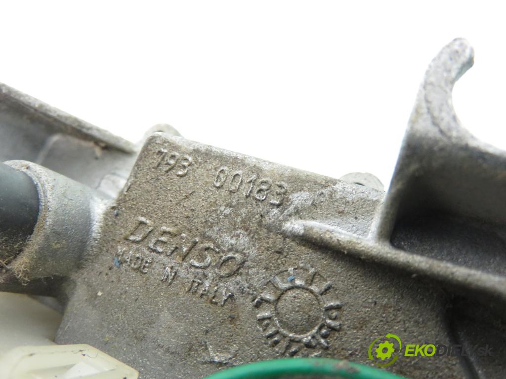 FIAT PUNTO (176_) HB 1995 43,00 60 1.2 - 176 A7.000 1242,00 motorek stěrače ZADNÍ: TGE430B ; 79300183