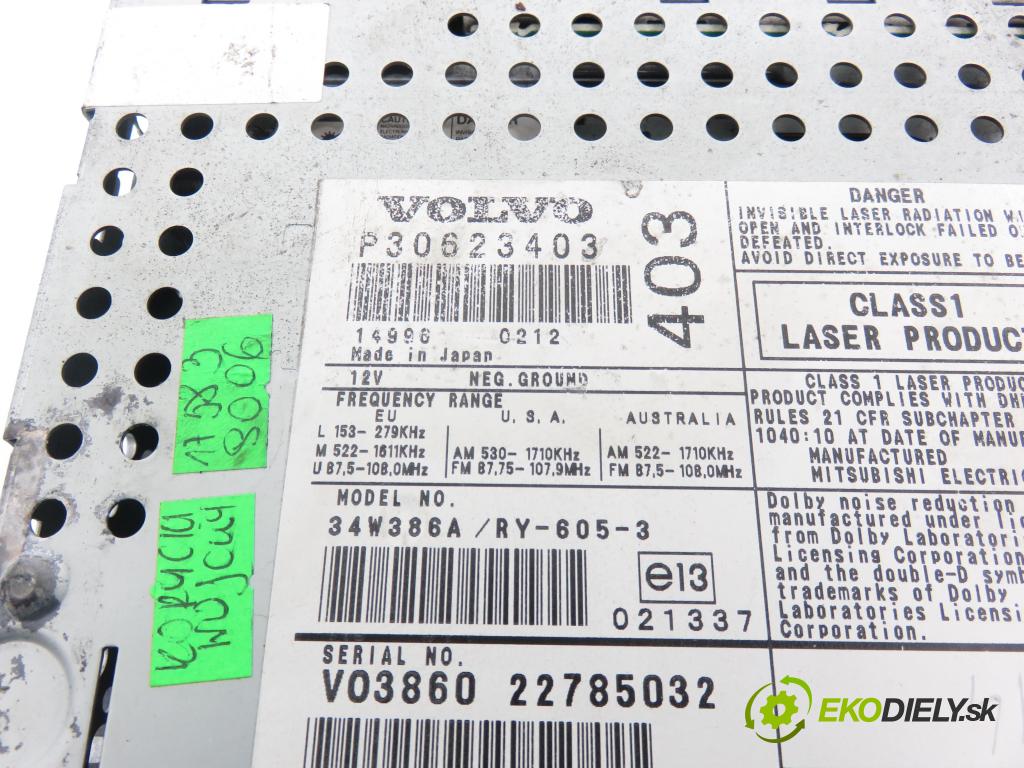 VOLVO S40 I (VS) SEDAN 2003 75,00 1.9 DI - D 4192 T4 1870,00 RADIO CD Modul P30623403