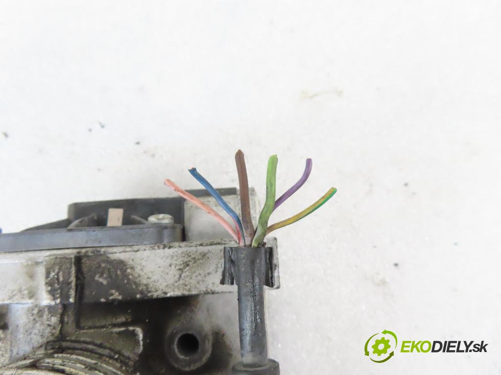 VOLVO S80 I (TS, XY) SEDAN 1999 150,00 2.9 - B 6304 S3 2922,00 Škrtiaca klapka 36050563 (Škrtiace klapky)