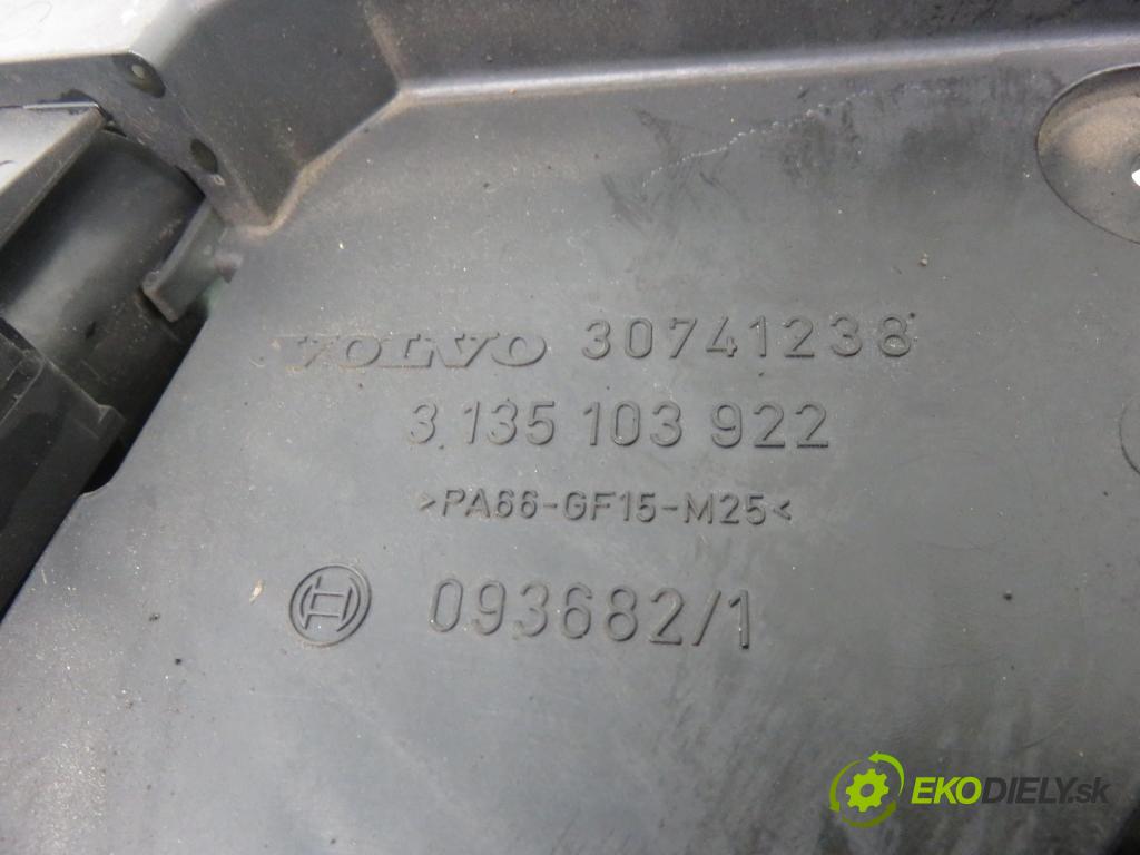 VOLVO S60 I (384) SEDAN 2007 120,00 2.4 D5 - D 5244 T 2401,00 Ventilátor chladič vody 0130706861 ; 30741238 ; 30749760