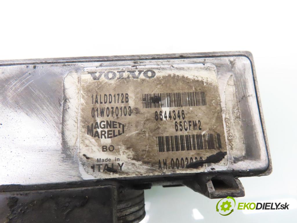 VOLVO S60 I (384) SEDAN 2001 132,00 2.0 T - B 5204 T5 1984,00 Škrtiaca klapka 8644346 ; 65CFM2 (Škrtiace klapky)