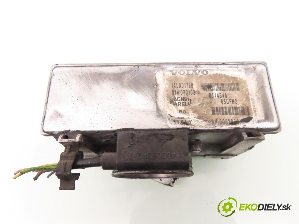VOLVO S60 I (384) SEDAN 2001 132,00 2.0 T - B 5204 T5 1984,00 Škrtiaca klapka 8644346 ; 65CFM2 (Škrtiace klapky)
