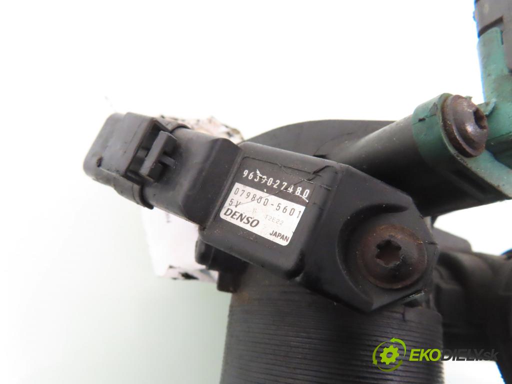 VOLVO V50 (MW) KOMBI 2004 100,00 2.0 D 136 - D 4204 T (PSA) 1997,00 Škrtiaca klapka 9647474880 ; 50CDSP3 (Škrtiace klapky)