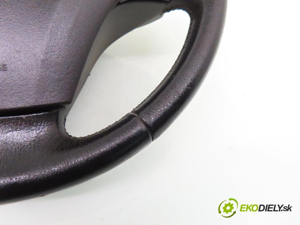 VOLVO V50 (MW) KOMBI 2004 100,00 2.0 D 136 - D 4204 T (PSA) 1997,00 Volant 55150060 ; 8687337 (Volanty)