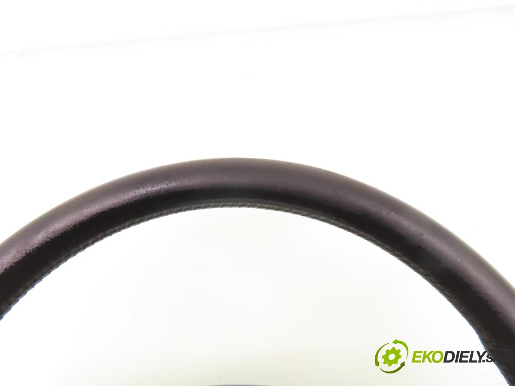 VOLVO V50 (MW) KOMBI 2004 100,00 2.0 D 136 - D 4204 T (PSA) 1997,00 Volant 55150060 ; 8687337 (Volanty)