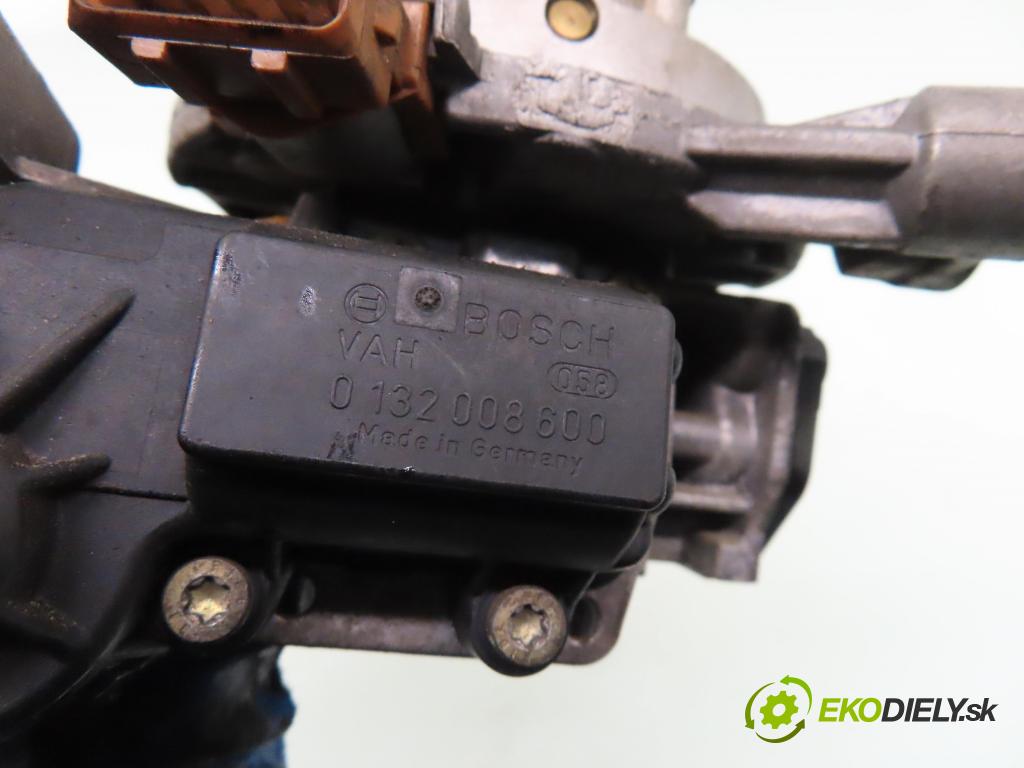 VW GOLF III (1H1) HB 1996 44,00 1.4 - ABD 1390,00 Vstrek 0438201188 ; 0132008600