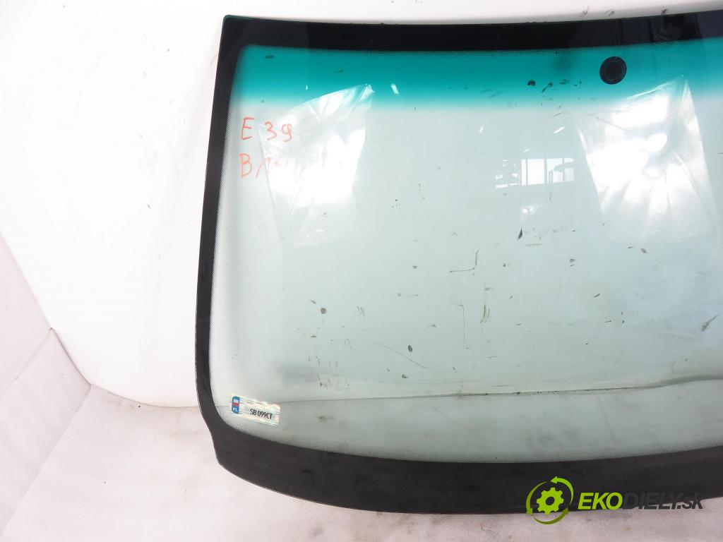 BMW 5 Touring (E39) KOMBI 1999 110,00 520 i - M52 B20 (206S4) 1991,00 okno PŘEDNÍ