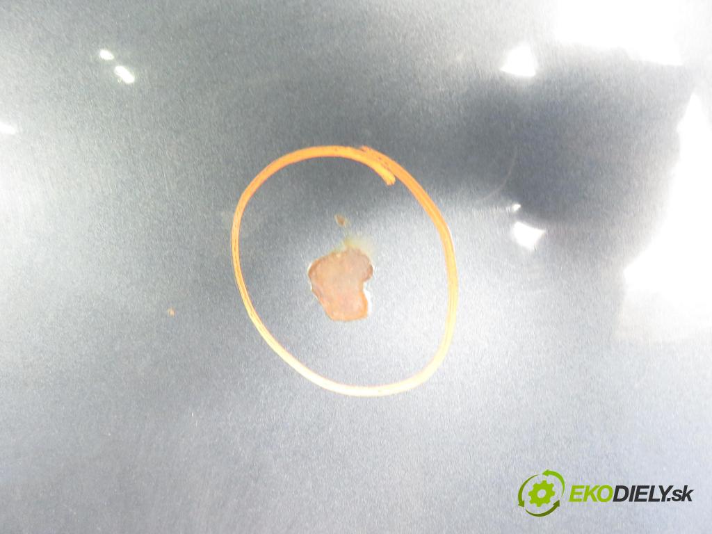 BMW 5 Touring (E39) KOMBI 1999 110,00 520 i - M52 B20 (206S4) 1991,00 kapota  (Kapoty)