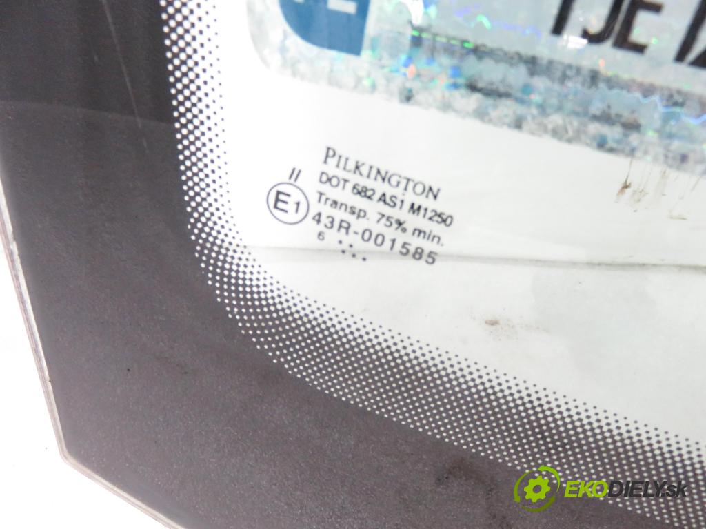 OPEL VECTRA C Kombi (Z02) KOMBI 2006 88,00 1.9 CDTI - Z 19 DT 1910,00 okno PŘEDNÍ